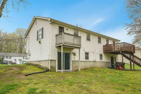 15 Derryfield Road Derry NH 03038