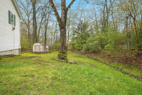 15 Derryfield Road Derry NH 03038