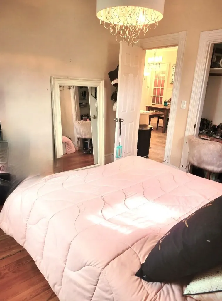 32 Blossom Street Nashua NH 03060