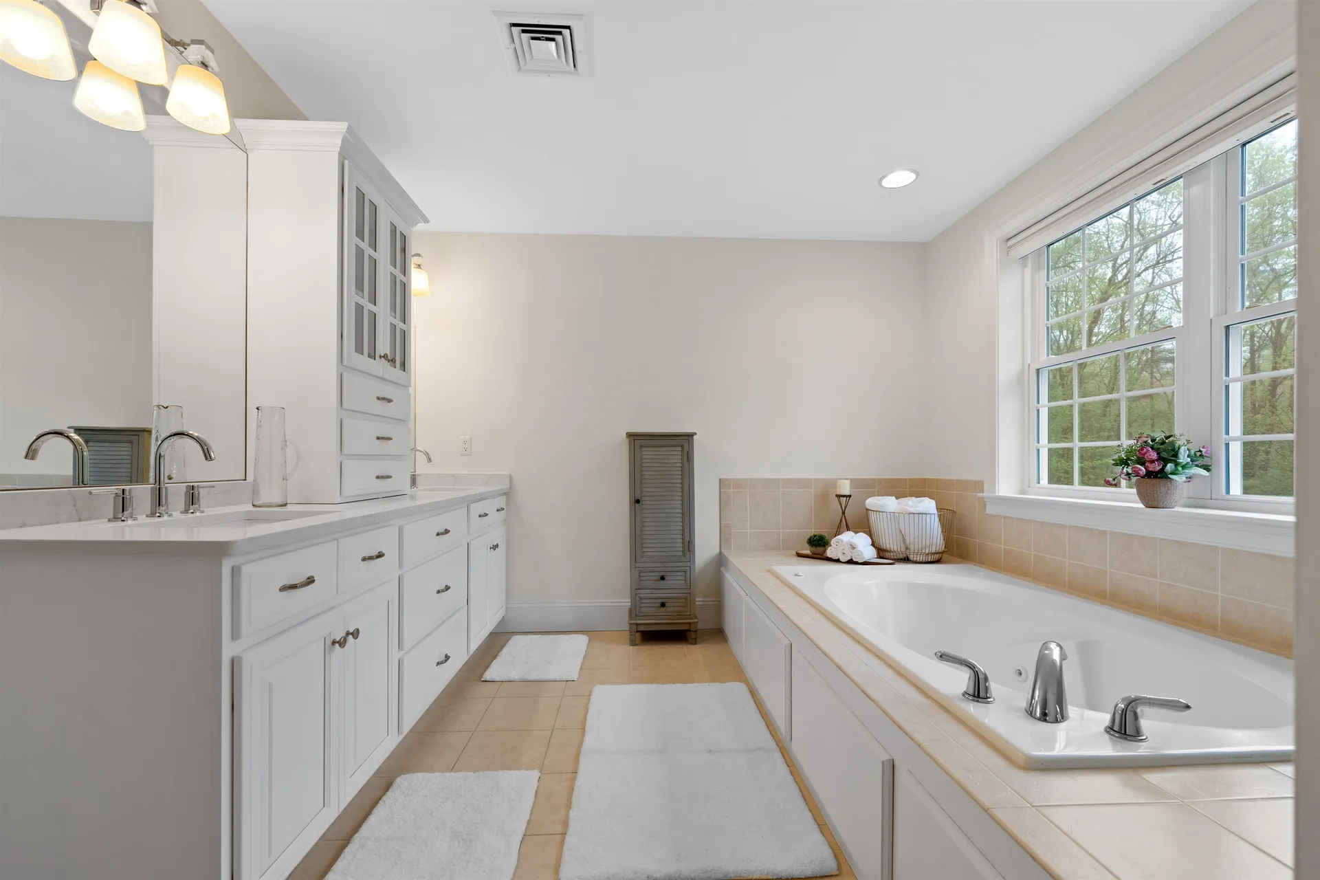 19 Cardiff Road Windham NH 03087