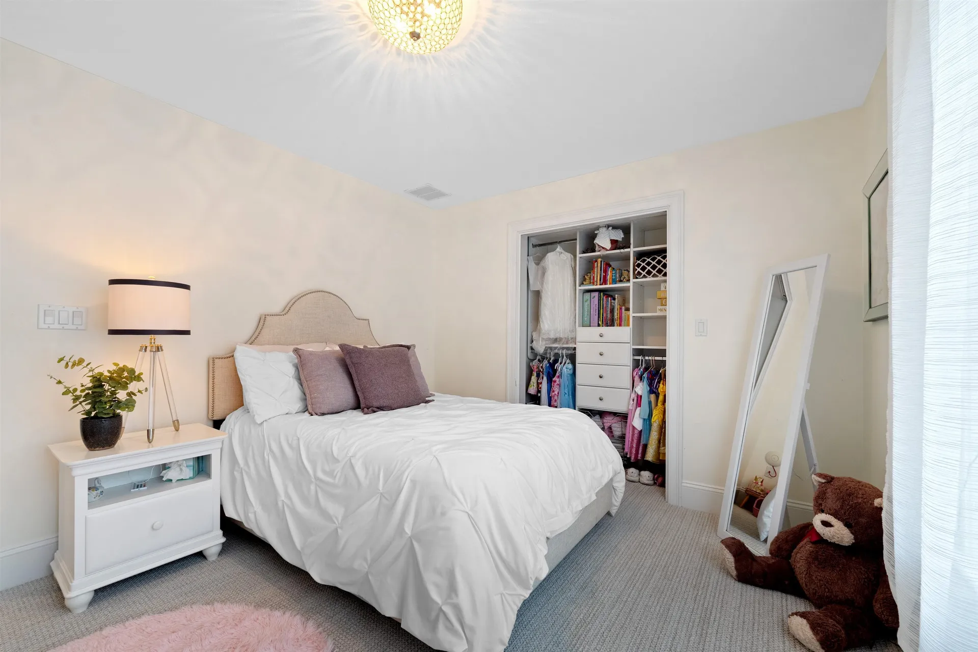 19 Cardiff Road Windham NH 03087