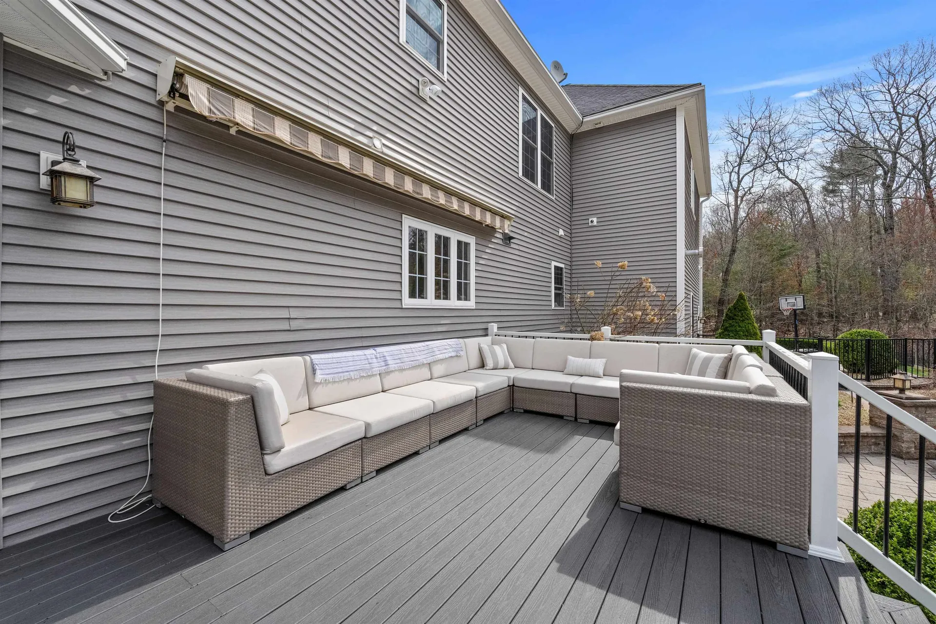 19 Cardiff Road Windham NH 03087