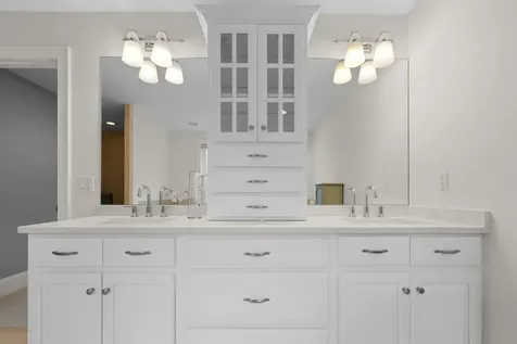 19 Cardiff Road Windham NH 03087