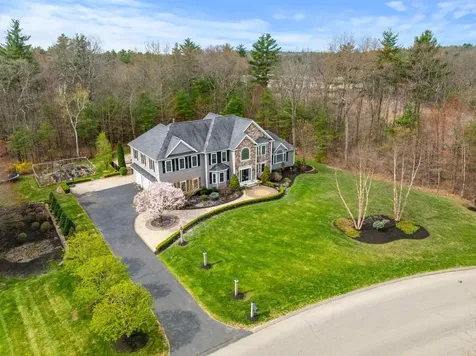 19 Cardiff Road Windham NH 03087