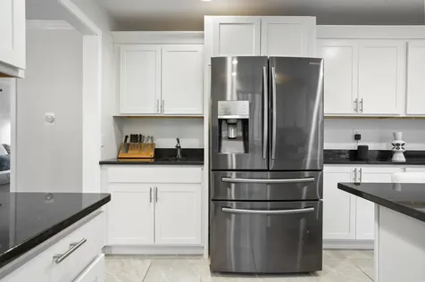 15 Roosevelt Drive Bedford NH 03110