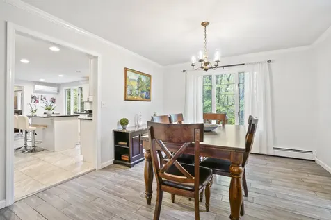 15 Roosevelt Drive Bedford NH 03110