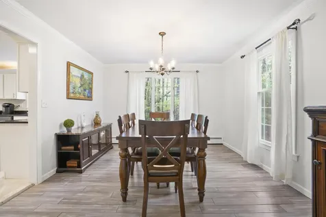 15 Roosevelt Drive Bedford NH 03110