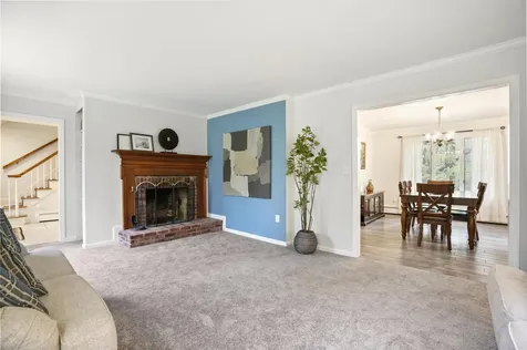 15 Roosevelt Drive Bedford NH 03110