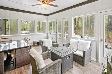 15 Roosevelt Drive Bedford NH 03110