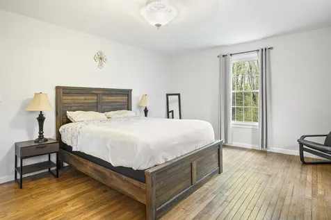 15 Roosevelt Drive Bedford NH 03110