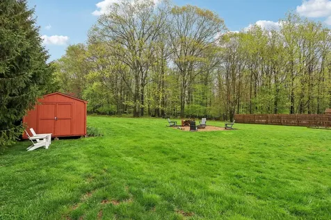 53 Winnicutt Road Stratham NH 03885