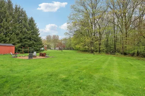 53 Winnicutt Road Stratham NH 03885