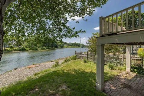 1 Webster Way Portsmouth NH 03801