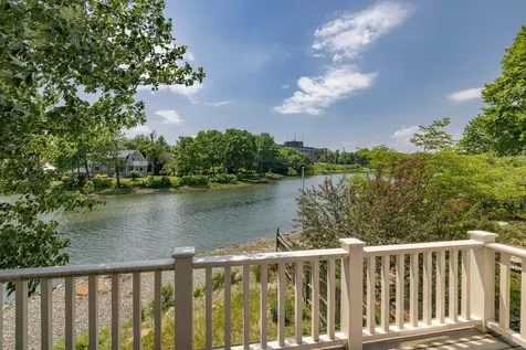 1 Webster Way Portsmouth NH 03801