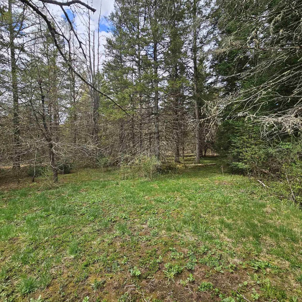 3839 Us Route 5 Sutton VT 05867