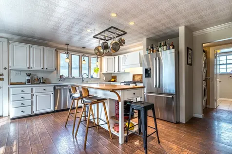 2 Kitteridge Square Newmarket NH 03857