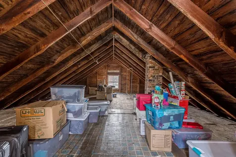 2 Kitteridge Square Newmarket NH 03857