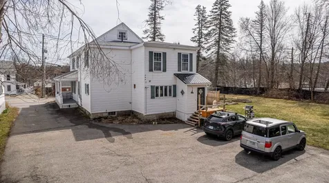 2 Kitteridge Square Newmarket NH 03857
