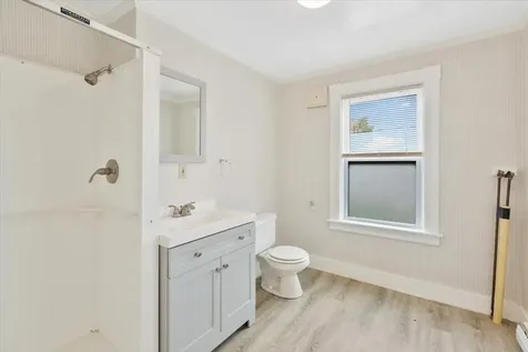 203-205 Northside Drive Bennington VT 05201