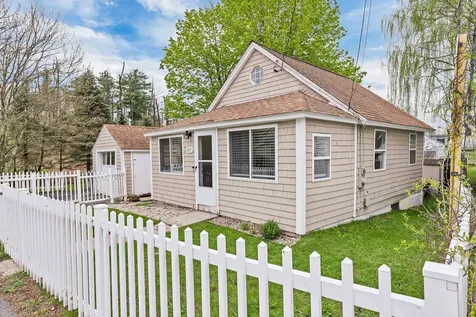 223 W Shore Avenue Manchester NH 03109