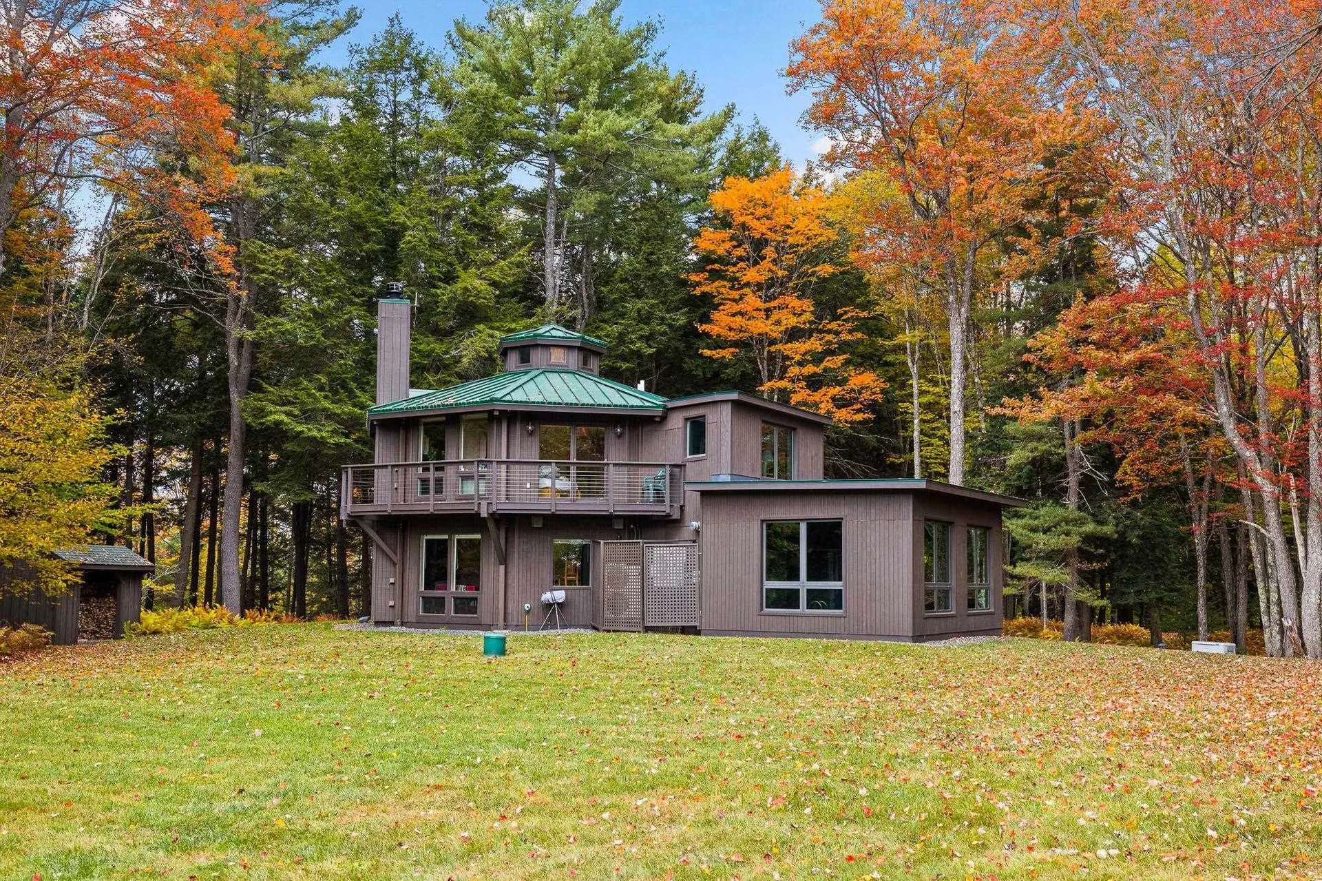 1370 Neal Road Hartford VT 05001