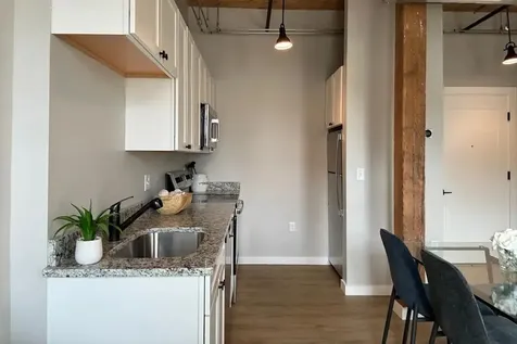 110 East Hollis Street Nashua NH 03060