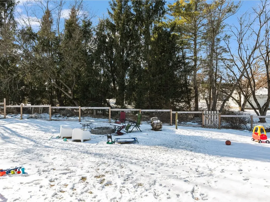 42 Bowman Road Vergennes VT 05491