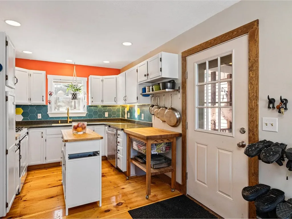 42 Bowman Road Vergennes VT 05491