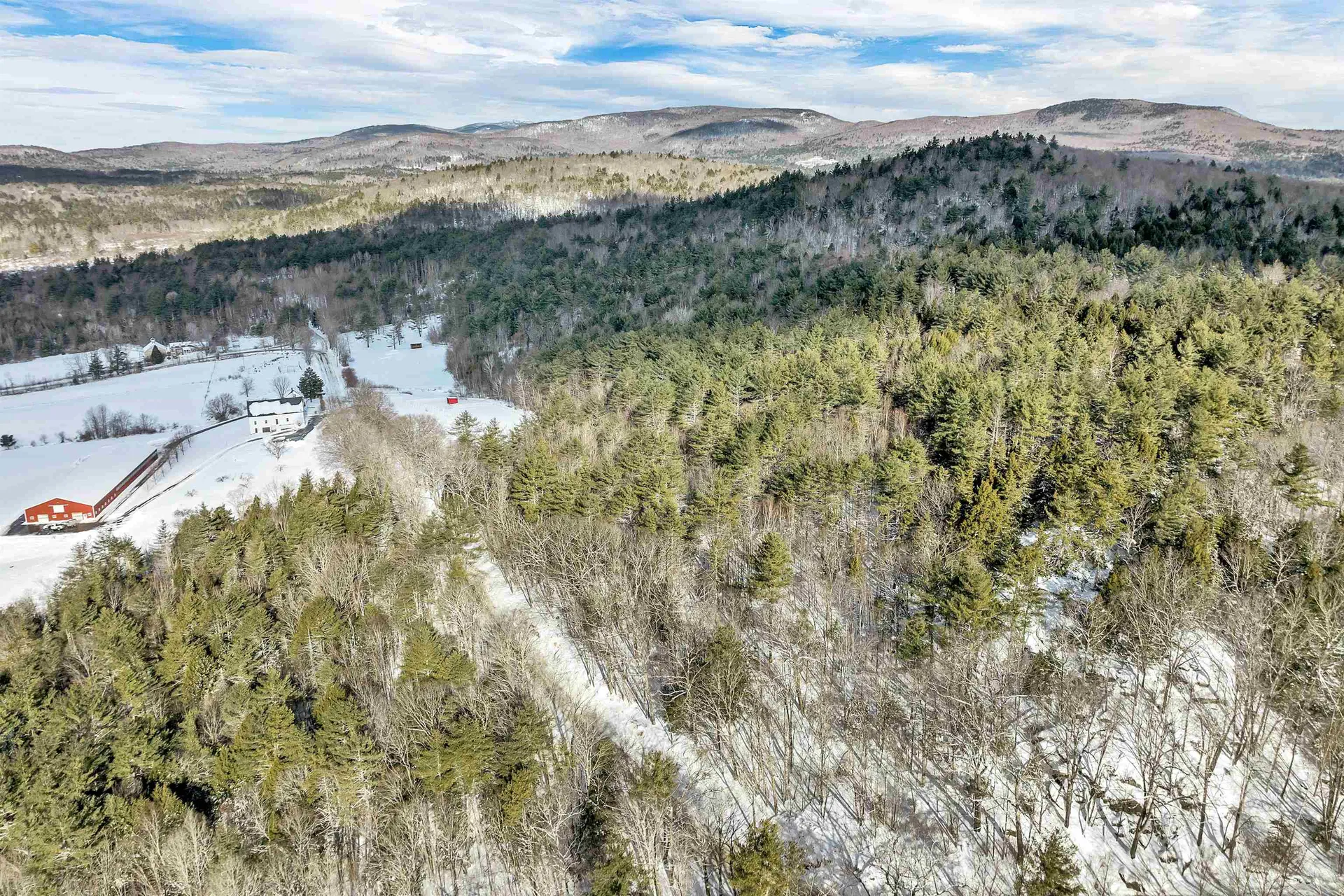 410-090-010 Eastern District Road Danbury NH 03230