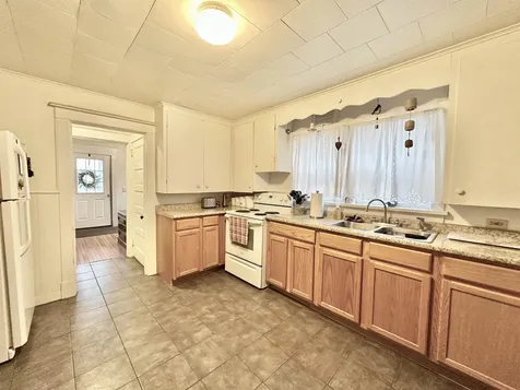 10 Lincoln Avenue St. Albans City VT 05478