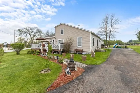423 East Alburgh Road Alburgh VT 05440