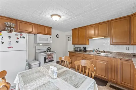 423 East Alburgh Road Alburgh VT 05440
