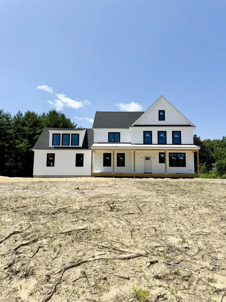 253 Amesbury Road Kensington NH 03833
