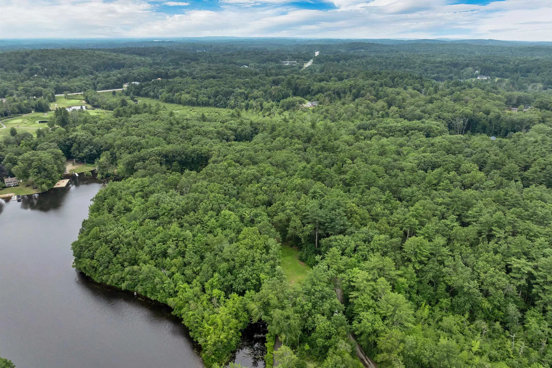 19 Whitneys Grove Road Derry NH 03038