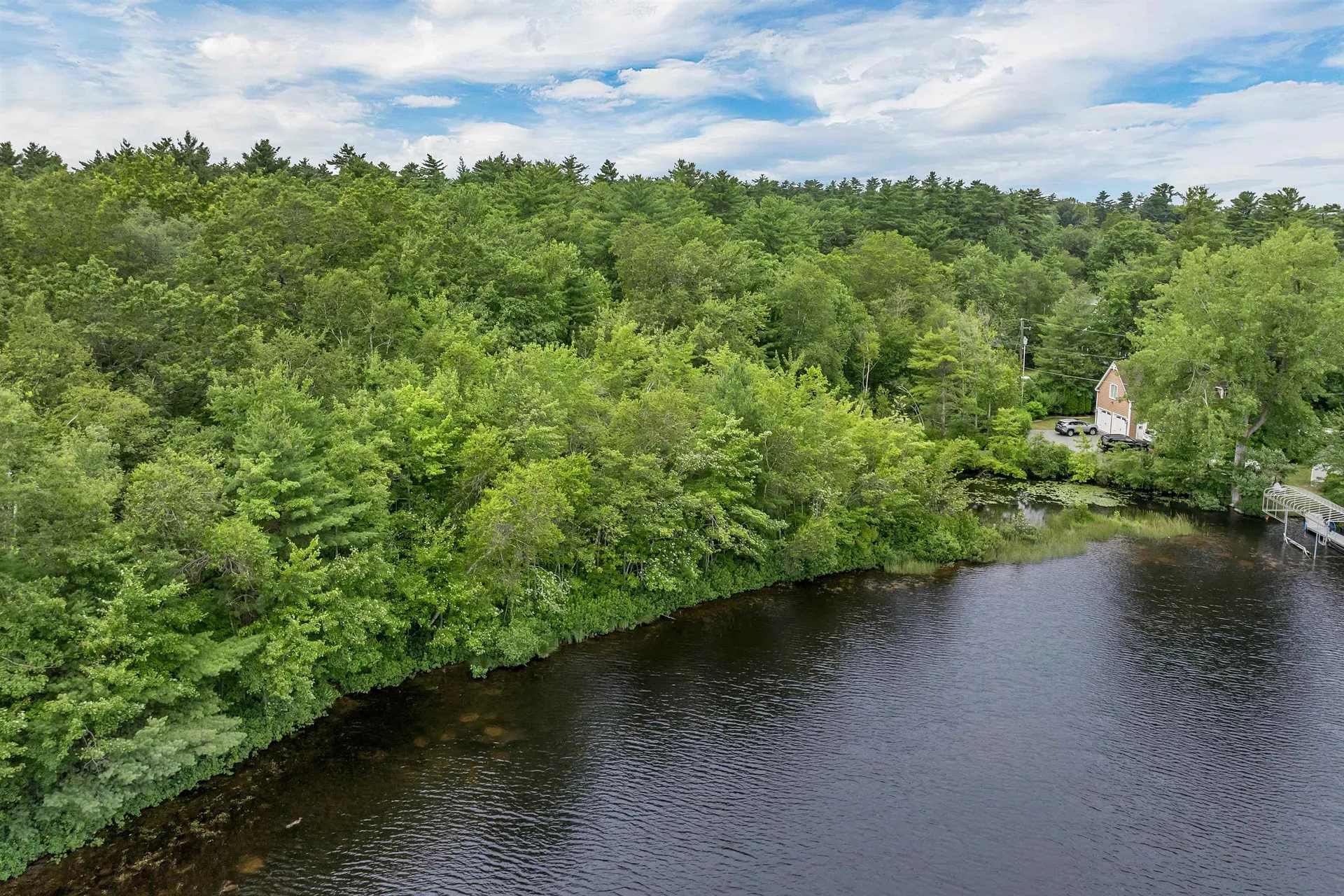 19 Whitneys Grove Road Derry NH 03038