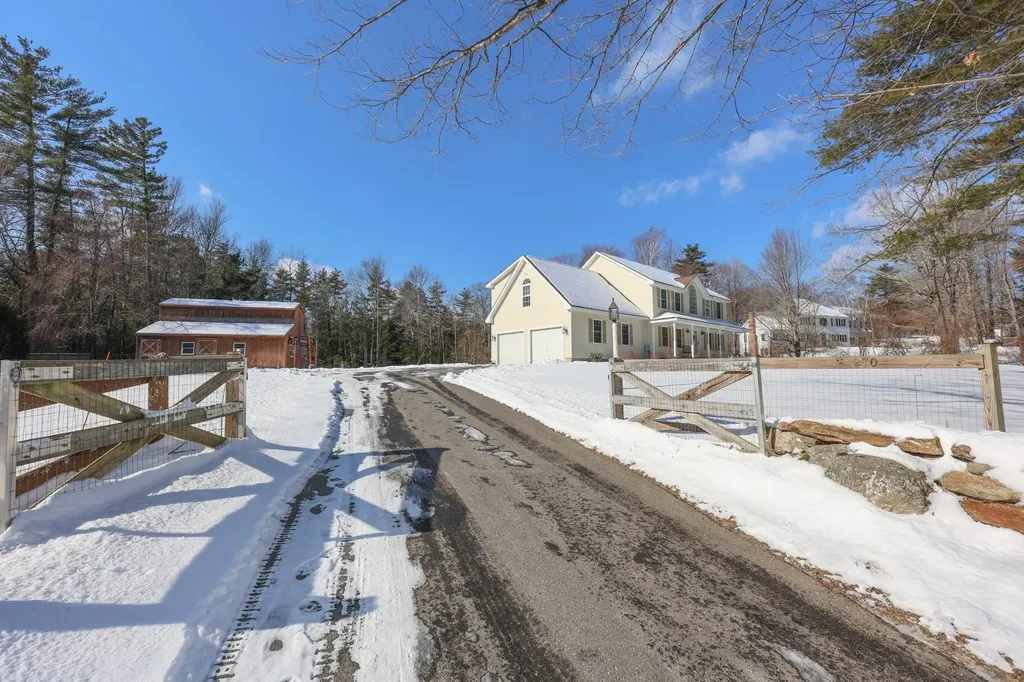 270 Kennedy Hill Road Goffstown NH 03045