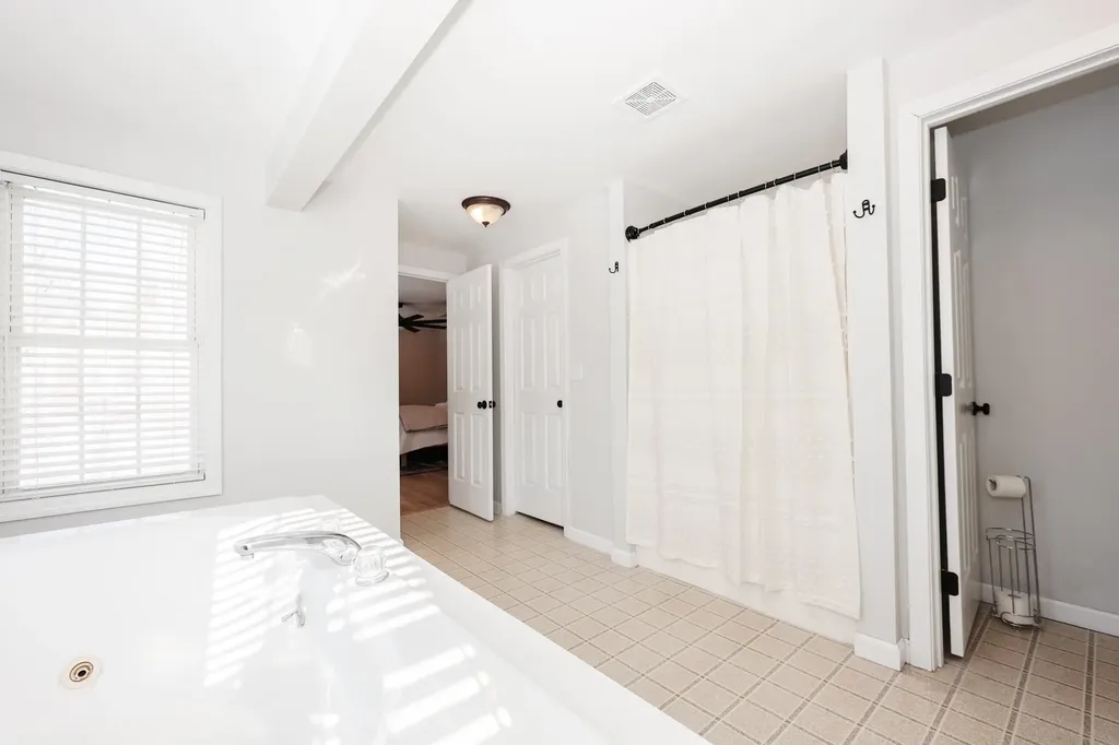 270 Kennedy Hill Road Goffstown NH 03045