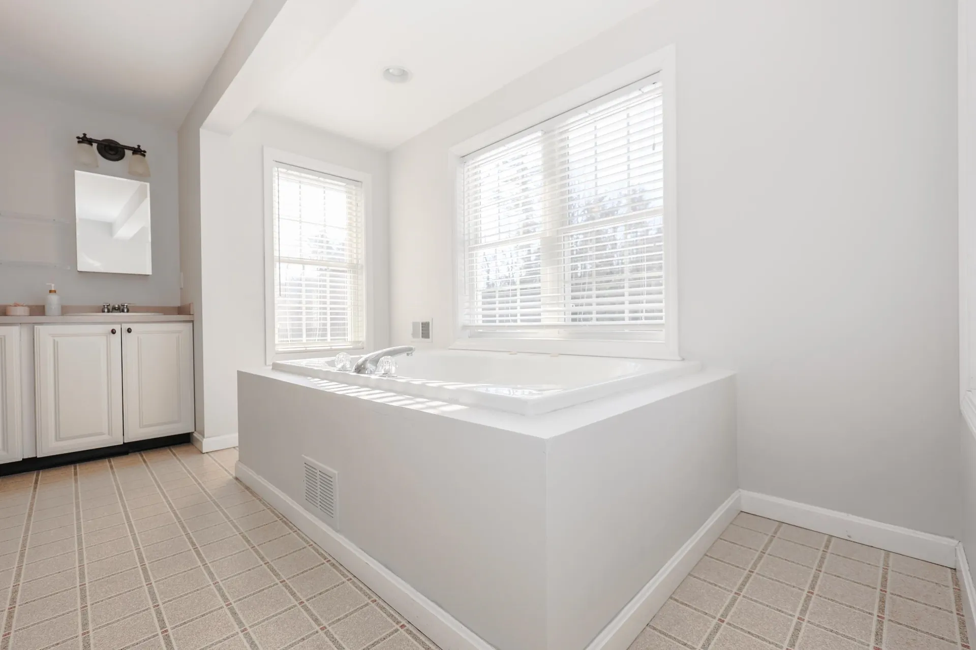 270 Kennedy Hill Road Goffstown NH 03045