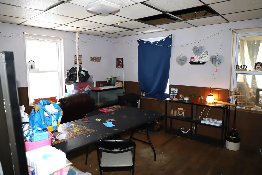 8-10 Powers Square Proctor VT 05765