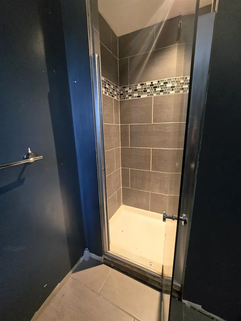 8-10 Powers Square Proctor VT 05765