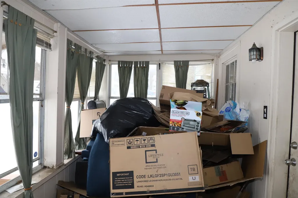 8-10 Powers Square Proctor VT 05765