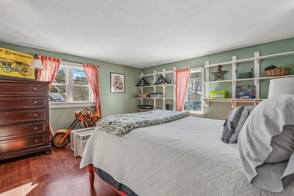 78 Riverlake Street Alton NH 03810