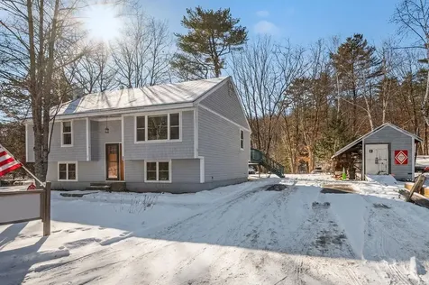 78 Riverlake Street Alton NH 03810