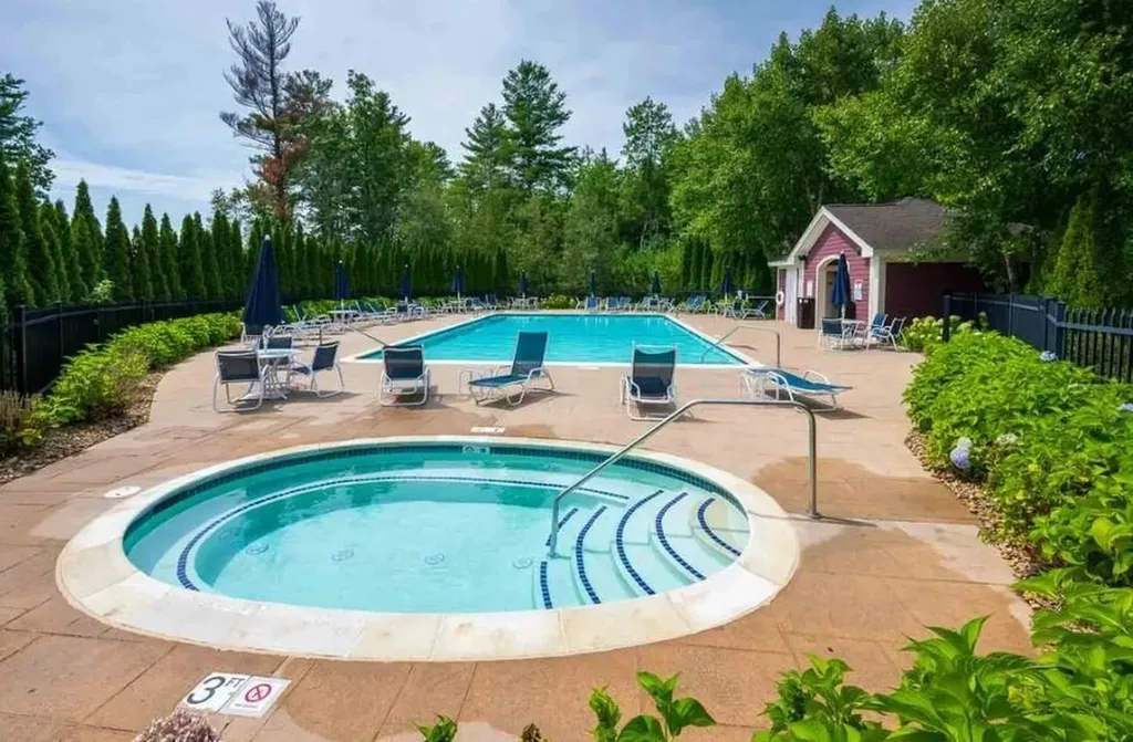 55 Roundabout Way Manchester NH 03102
