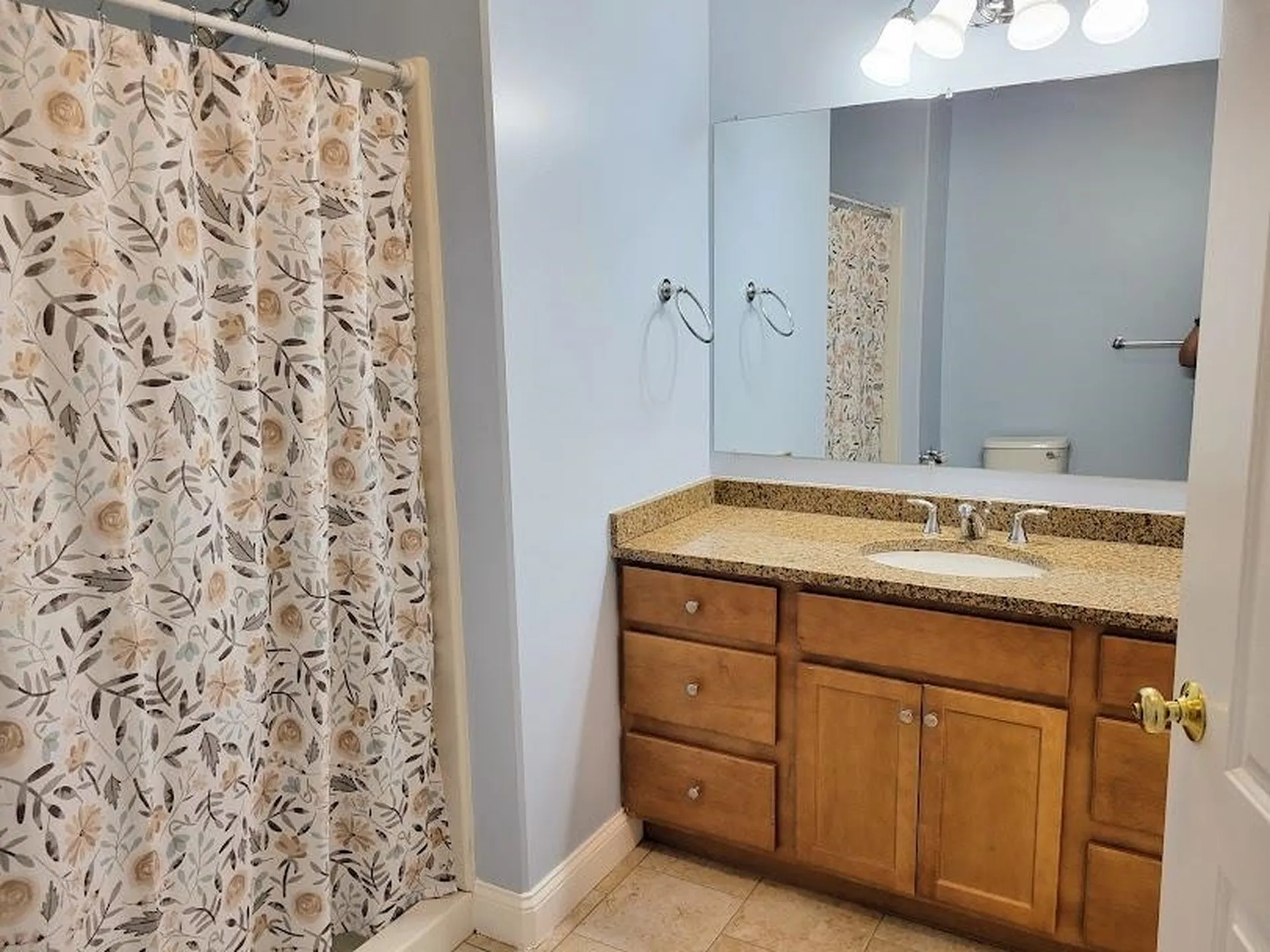 55 Roundabout Way Manchester NH 03102