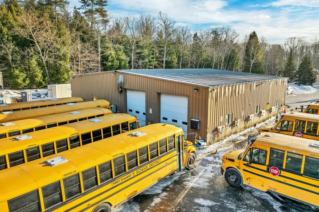 1146 Whittier Highway Moultonborough NH 03254