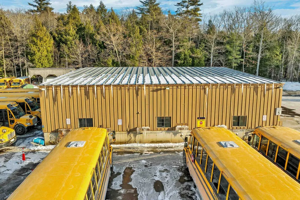 1146 Whittier Highway Moultonborough NH 03254