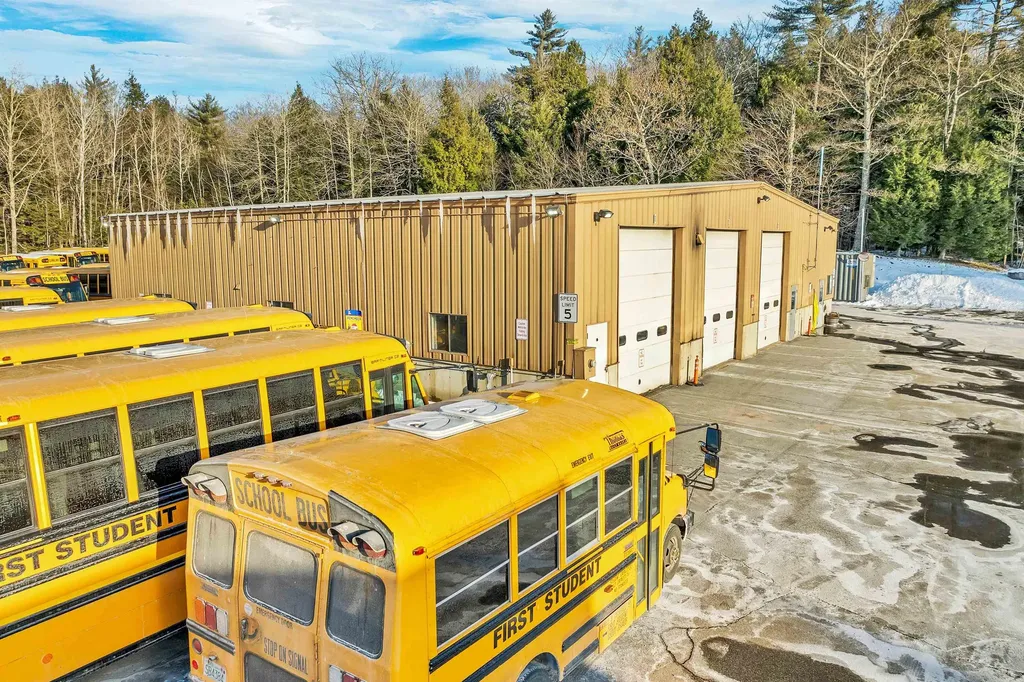 1146 Whittier Highway Moultonborough NH 03254