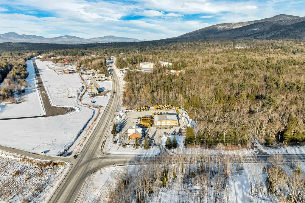 1146 Whittier Highway Moultonborough NH 03254