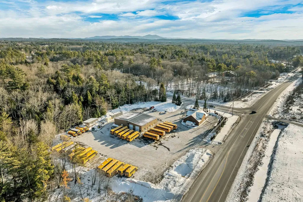 1146 Whittier Highway Moultonborough NH 03254